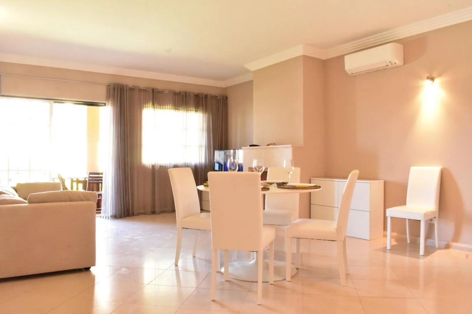 The Albufeira Concierge - Villa Santa Eulalia オーリョス・デ・アーグァ